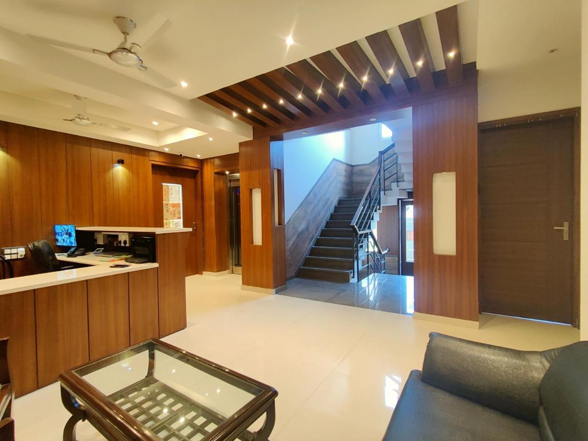 Hotel The Shacon Noida Exterior foto