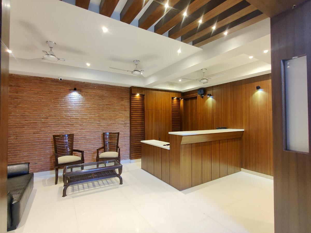 Hotel The Shacon Noida Exterior foto