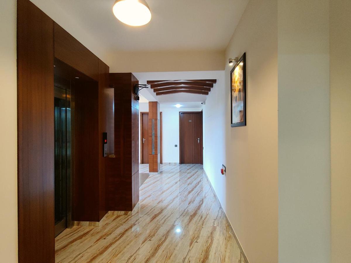 Hotel The Shacon Noida Exterior foto